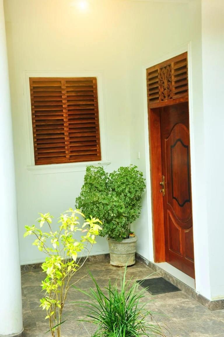 Randu Homestay And Restaurant Tangalle Zimmer foto